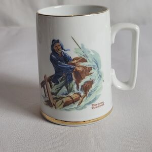 Norman Rockwell 1985 "Braving The Storm" Porcelain Mug/Tankard 24 Karat Gold Rim